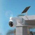 دوربین مداربسته سیمکارتی خورشیدی آیمو مدل Imou Cell PT 4G Solar با رزولوشن 3 مگاپیکسل، چرخش 360 درجه، دید در شب رنگی و پشتیبانی از سیمکارت 4G، بهترین انتخاب برای نظارت هوشمند در فضاهای بدون برق و مودم است. قابلیت شارژ با پنل خورشیدی و باتری 15000mAh این دوربین را به یک انتخاب ایدهآل برای محیطهای باز تبدیل میکند.