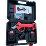 خرید قیچی باغبانی شارژی CQLXZ با تیغه SK5 و باتری ۲۰۰۰ میلیآمپر ساعت برای برش تمیز و سریع شاخهها. دارای طراحی ارگونومیک و ضد لغزش برای راحتی در استفاده طولانیمدت.