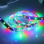 نمای نزدیک ریسه LED RGB و چیپ‌های SMD5050 — خرید از گجتیک | Close-up of LED Strip with SMD5050 Chips
