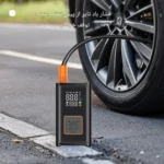 پمپ باد Ref-3671 در حال باد کردن لاستیک خودرو